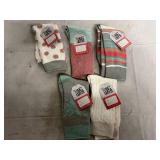 5 Pairs Of Muk Luks Pastel Socks