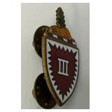 Vintage US Army 3rd Engineer Battalion Unit Beaver Crest Clutchback Pin Badge