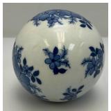 Vintage Chinese Porcelain 4" Orb Sphere Blue/White Floral Carpet Ball