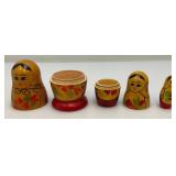 Vintage Russian Matryoshka Nesting Dolls Largeest 4 1/2"
