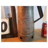 Huffman Half Gallon Oil Dispenser