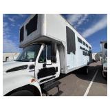 MOVING TRUCK with 26 ft box, International 4300 Straight Truck 2009 268k miles