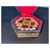 Stretch Beaded Belt - Geometric Mosaic Beadwork, Adjustable Fashion Accessory