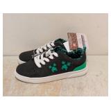 NEW MINECRAFT KIDS SHOES SIZE 2 YOUTH