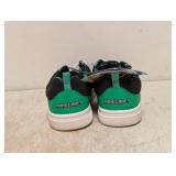 NEW MINECRAFT KIDS SHOES SIZE 2 YOUTH