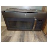 Under Cabinet Microwave GE