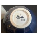 Kutani Porcelain Globe Vase - Blue/White Abstract Pattern with Original Box