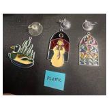 Pilgrim Glass Unicorn Figurine, Cathedral Plastic Window Pendants, Cartoon Bowls & Spoons