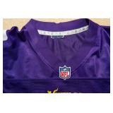 Minnesota Vikings Adam Thielen #19 Jersey & 1997 Vikings Hankie
