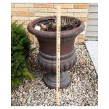 Set of Two Outdoor Resin Flower Pots