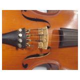 Cremona Vintage Violin + Case