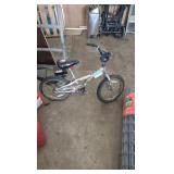 Schwinn kids bike