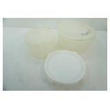 Large Round Tupperware Containers (pie carrier)