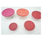 Pyrex Nesting Bowls w/lids (5ct)