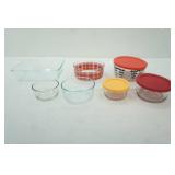 Pyrex bowls and baking dish (3 nesting bowls w/lids)