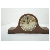 Vintage Spartus Mantlepiece Clock 14"x3"x6.75"