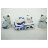Vintage Delft Cat Salt & Pepper Shakers