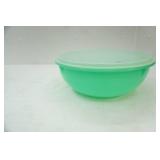 Large Tupperware Bowl & Lid.