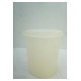 Large Tupperware Container & Lid. 10" tall by 9.5" diameter