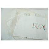 Vintage Doilies and Table Linens