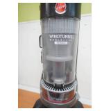 Hoover Wind Tunnel Vacuum. Bagless
