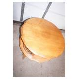 Vintage 2-tiered wooden side table 29"x 26"