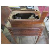 Antique Domestic Sewing machine (pl...