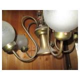 Vintage brass tone hanging light fi...
