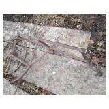 Antique metal Single wheel garden p...