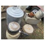 Tin and other metals cookware...