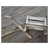 Antique Anchor Clothing Wringer and...