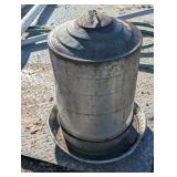 Small Galvanized Feeder with Lid