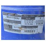 Campbell Hausfeld WL611102AJ Portable Oil-Free Electric Air Compressor