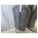 (D-2) Tony Lama Cowboy Boots Size 8...
