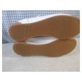 (BSB) Pair of Reebok Sneakers Size ...