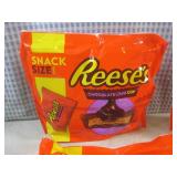 (B-3) 4 Bags of Snack Size Reeses C...