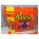 (B-3) 4 Bags of Snack Size Reeses C...