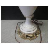 (CSB) Vintage Porcelain Table Lamp ...