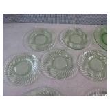 (A-2) Assorted Green Uranium/Vasoli...