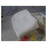 (BSB) Assorted Vintage Doilies, Tab...