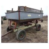 Little Giant 150 Bushel Gravity Box