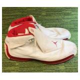 Air Jordan 18 OG White Varsity Red Sneakers Used  Size 13 - Fair Condition