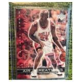 1990-91 NBA Hoops - Art Card Team Checklist #358 Michael Jordan