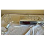 GE Softlife AM/FM Clock Radio