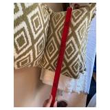 Set of 4 Throw Pillows - Geometric Diamond Pattern and Cream Blanket