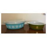 Vintage PYREX Set of 2