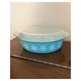 Vintage PYREX Set of 2