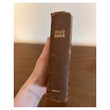 Holy Bible with Wood-Grain Cover - King James Version, Collins Clear-Type Press