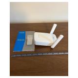 Linksys RE6300 AC750 Range Extender with Power Adapter & Quick Start Guide