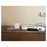Insignia 6-Outlet Power Strip with Master-Controlled & Always-On Outlets & CalDigit TB4 Pro Cable